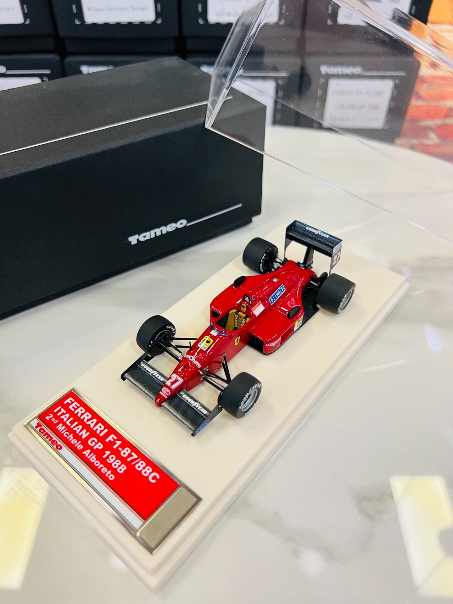 Tameo Ferrari F1 87/88C 1:43 Alloy Model image 2