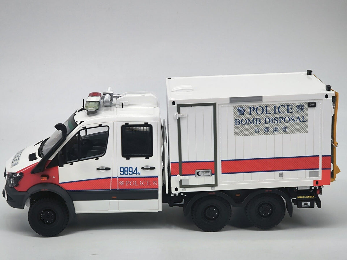 Scale Model TINY Mercedes-Benz TY011 1:18 - immagine 2