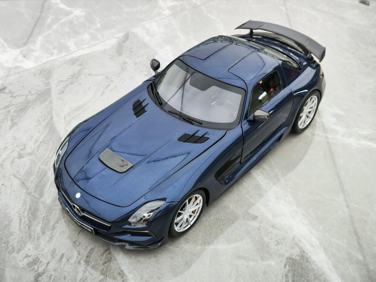 Scale Model Mercedes-BenzSLS 1100 110033026 1:18 - immagine 2