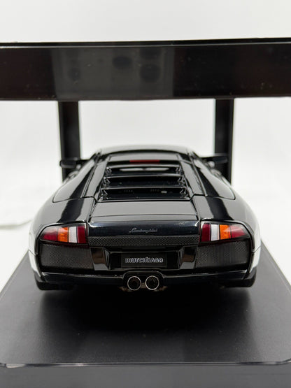 AUTOart DiecastModel 1:18 Black - immagine 2
