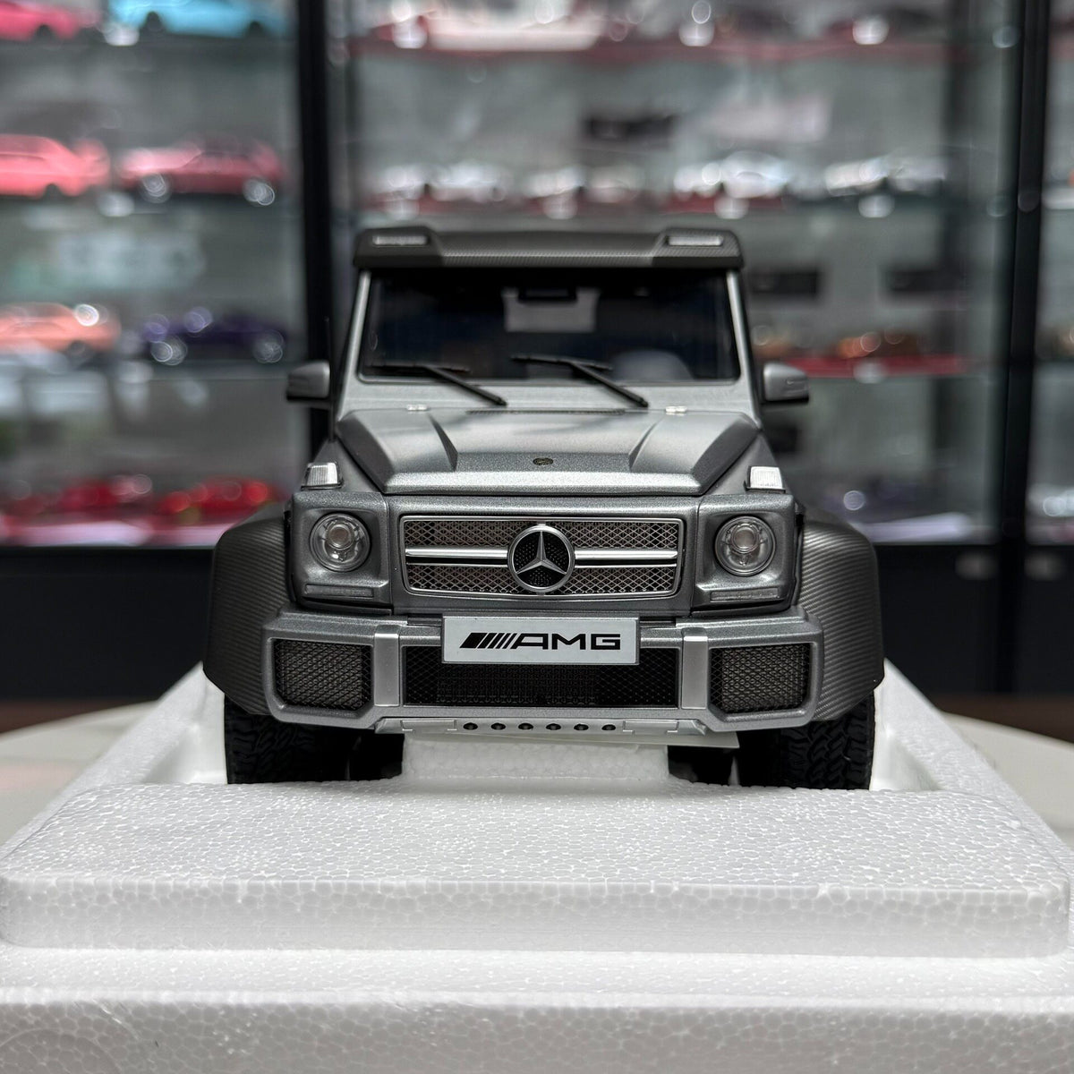 AUTOart 1 18AA Mercedes-BenzG 63 AMG 6X 6X6 1:18 - immagine 2