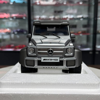 AUTOart 1 18AA Mercedes-BenzG 63 AMG 6X 6X6 1:18 - immagine 2
