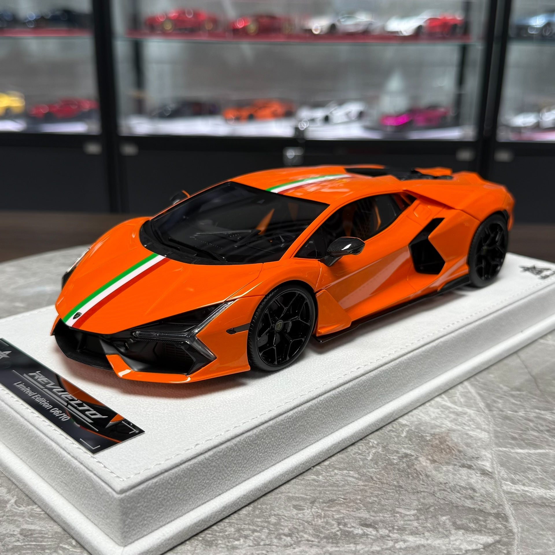 BBA Model Lamborghini Revuelto 1:18 Resin Model image 2