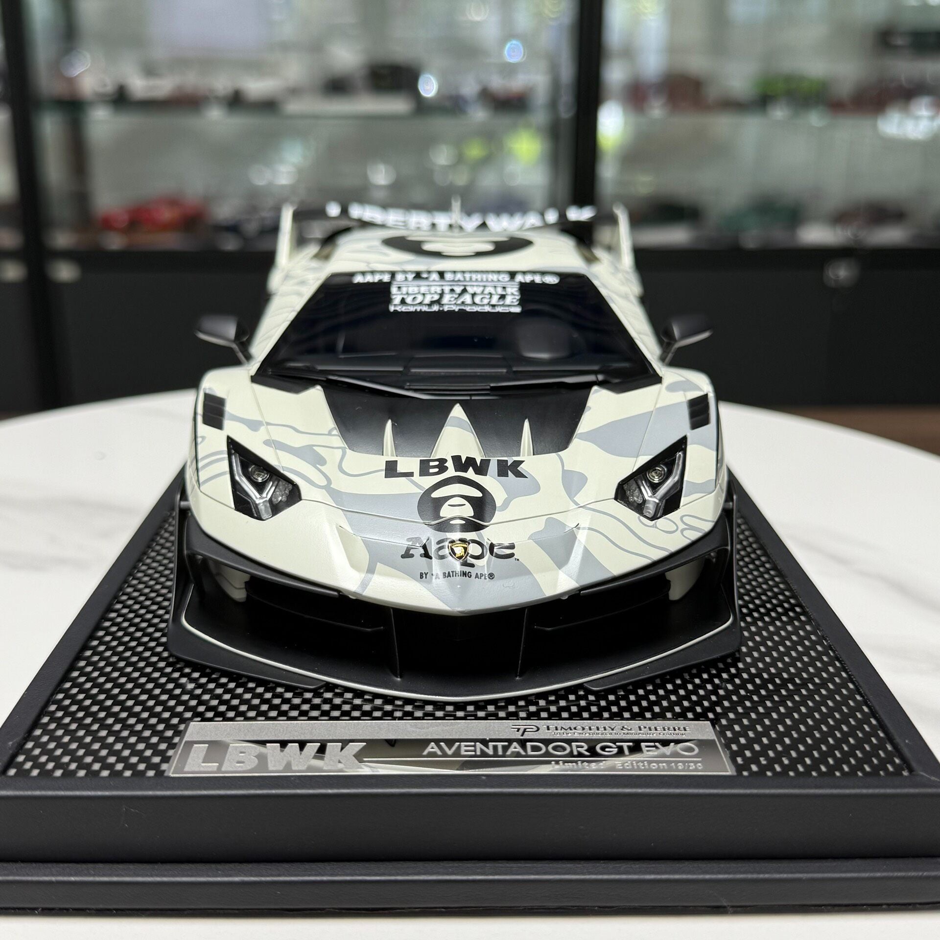 Liberty Walk Lamborghini Aventador EVO GT 1:18 Resin Model image 2