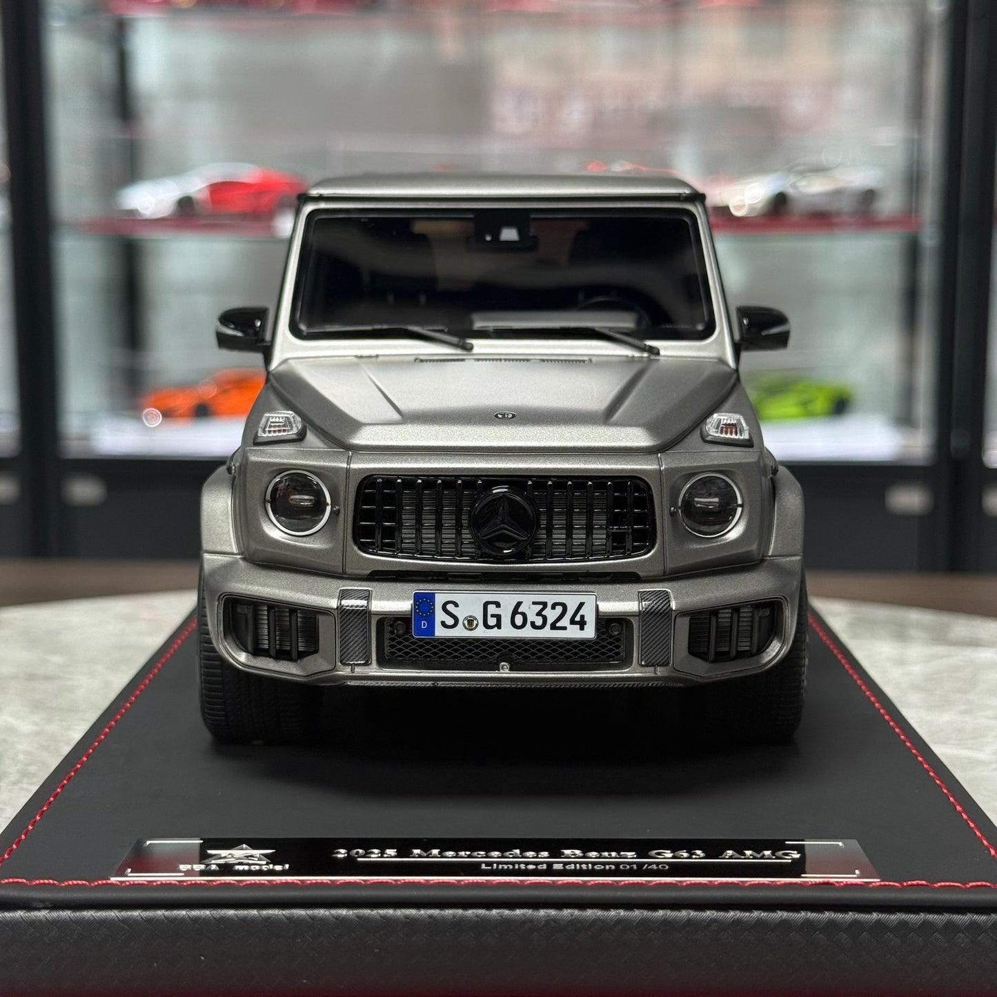 BBA Model Mercedes-Benz Mercedes Benz G63 AMG 1:18 Resin Model image 2