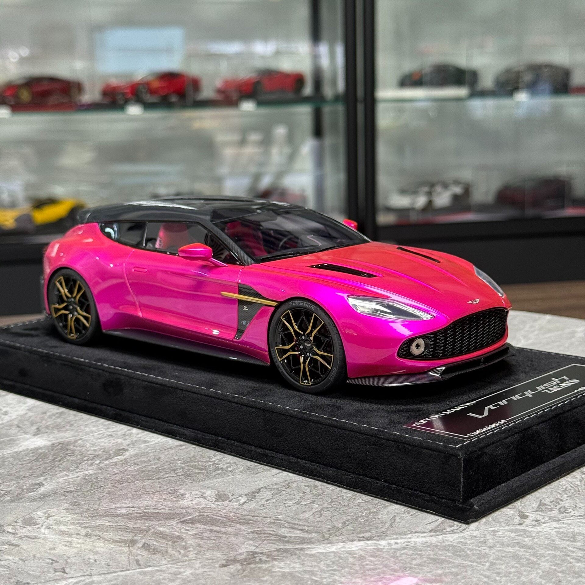 HH Model Aston Martin Zagato Shooting Brake 1:18 Resin Model image 2