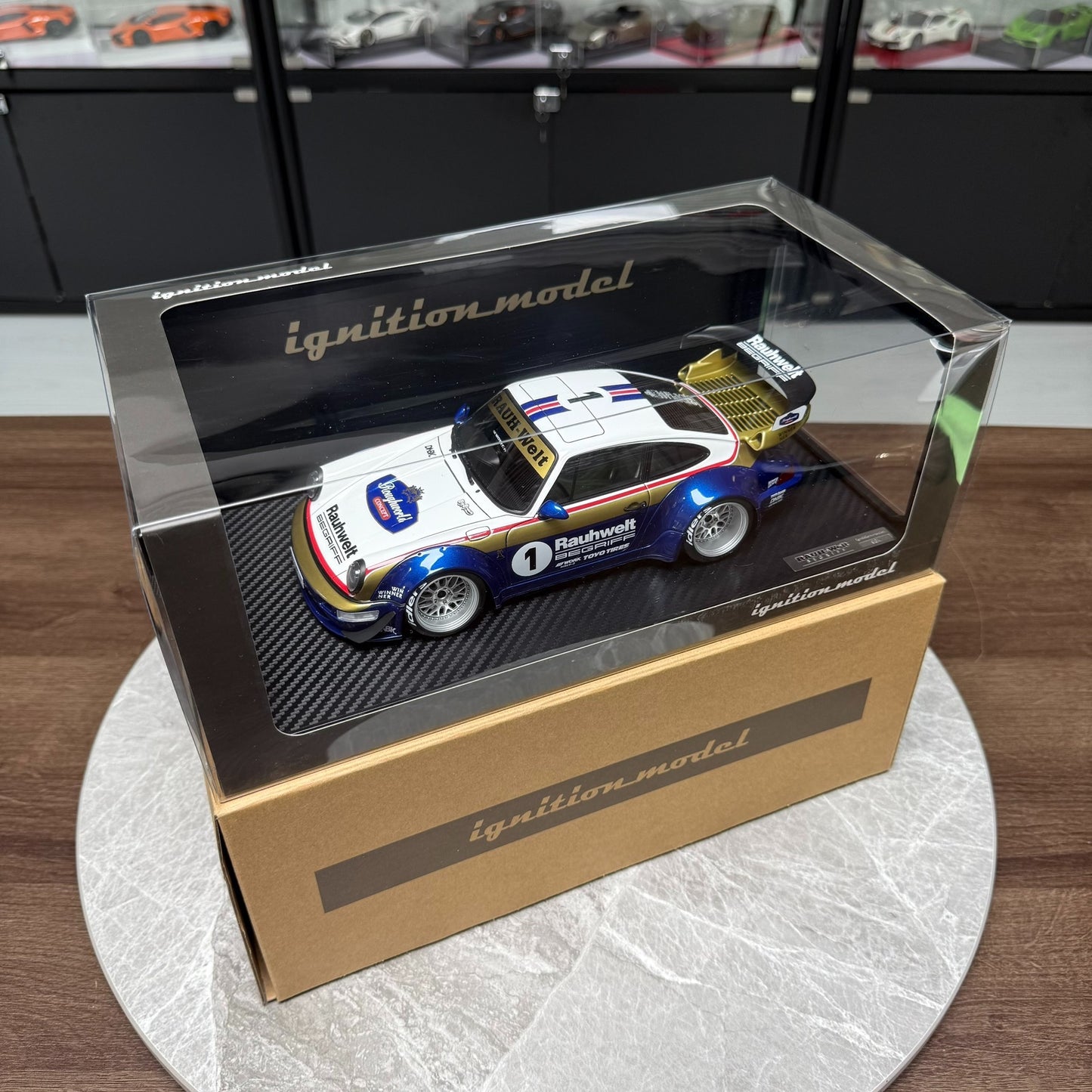 Ignition Model Porsche 964 RWB 1:18 Resin Model image 2