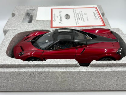 AUTOart PaganiHuayra RedDiecastModel 1:18 - immagine 2