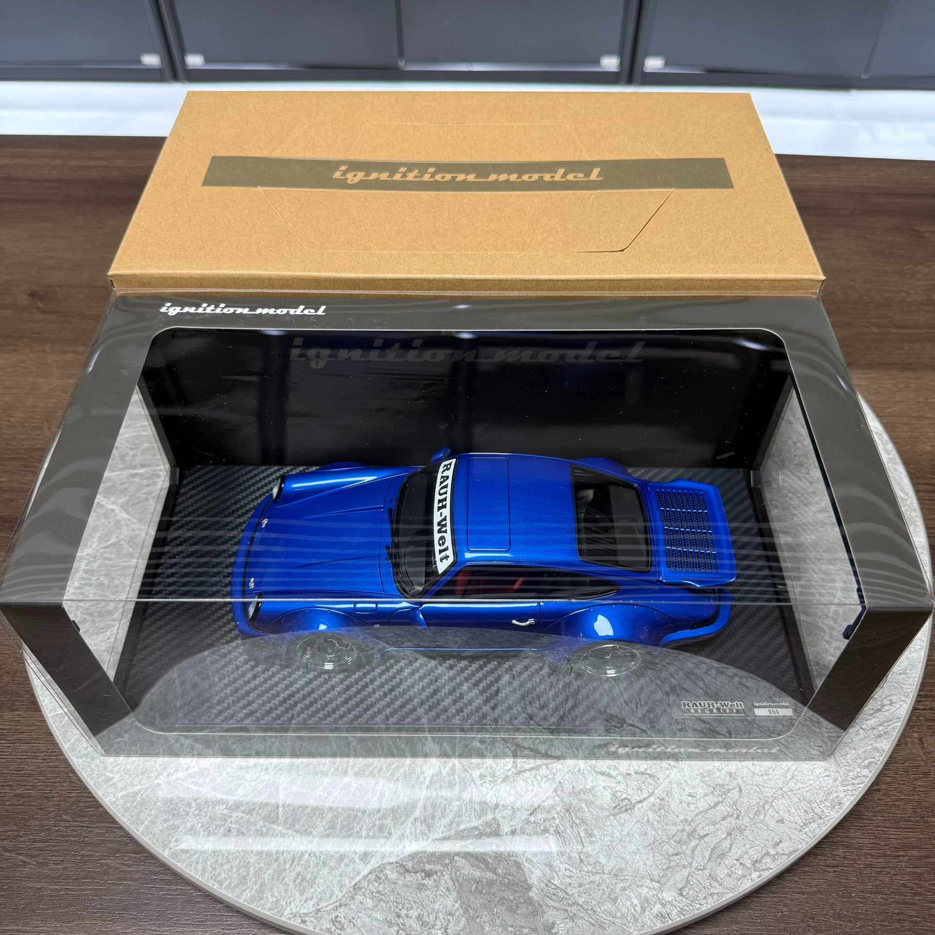 Ignition Model Porsche 964 RWB 1:18 Resin Model image 2