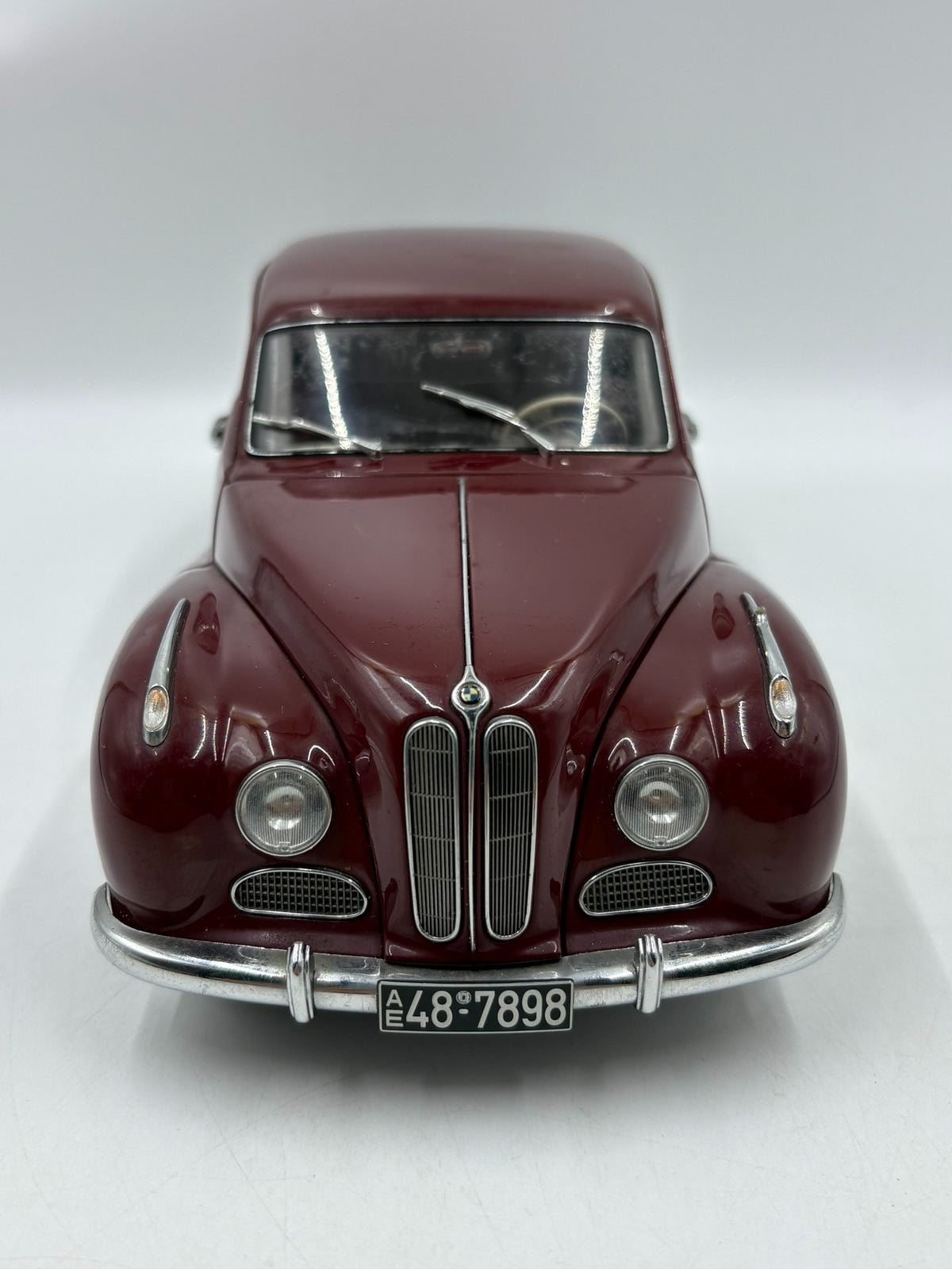 AUTOart BMW 501 6-CYLINDER 1 18DiecastModel 1:1 - immagine 2