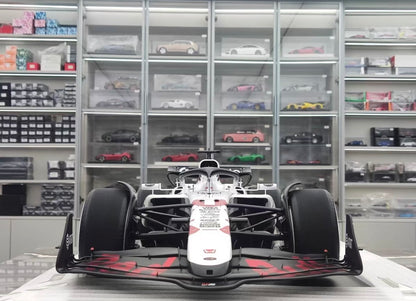 Spark 1/8 Red Bull Racing RB21 No.1 Japanese GP Winner 2025 Max Verstappen 08SP295