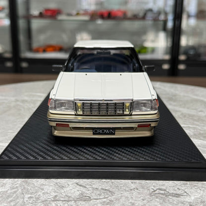 Ignition Model Toyota Crown 2.8 G(120) 1:18 Resin Model image 3
