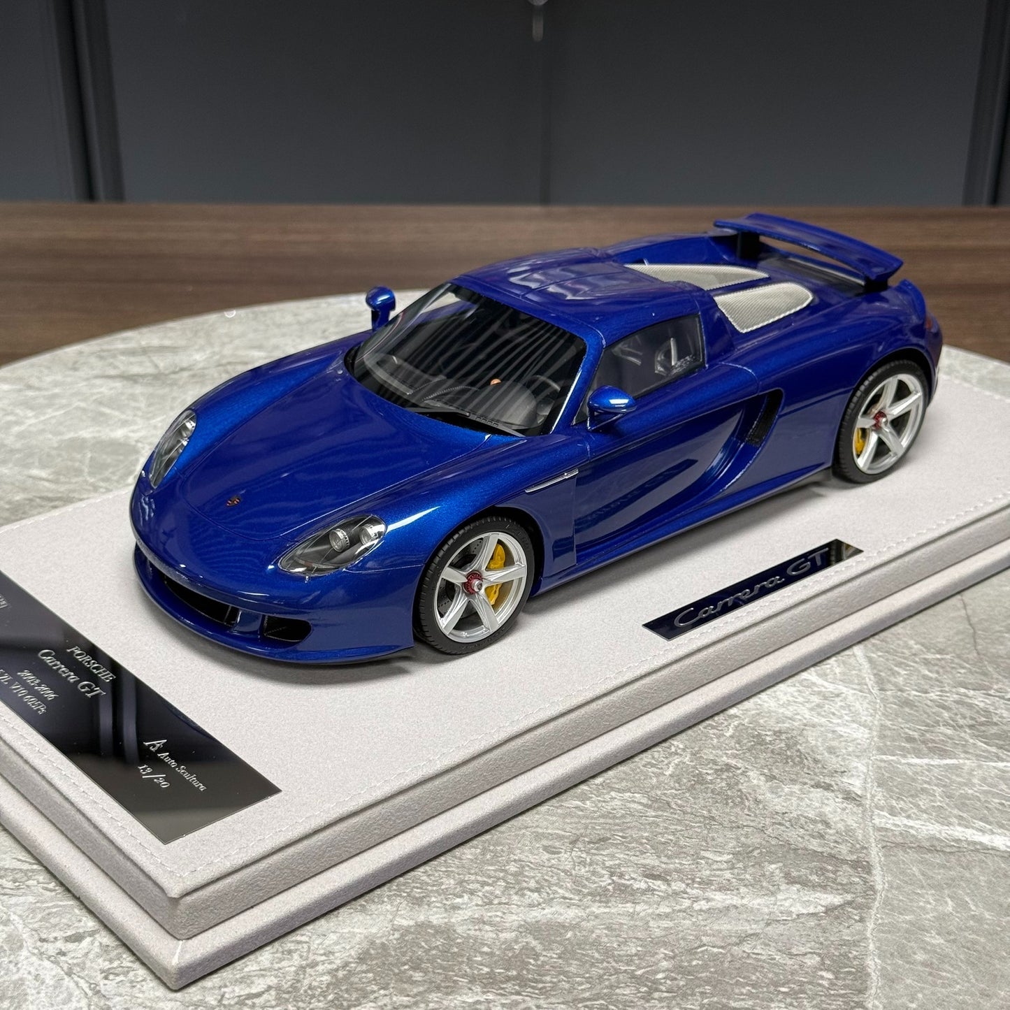 Auto Scultura Porsche Carrera GT 1:18 Resin Model image 3
