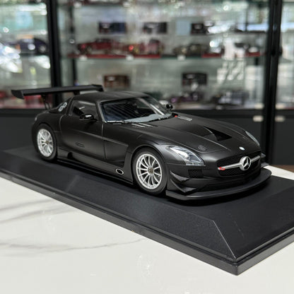 MINICHAMPS Mercedes-Benz SLS AMG GT3 1:18 Alloy Model image 3