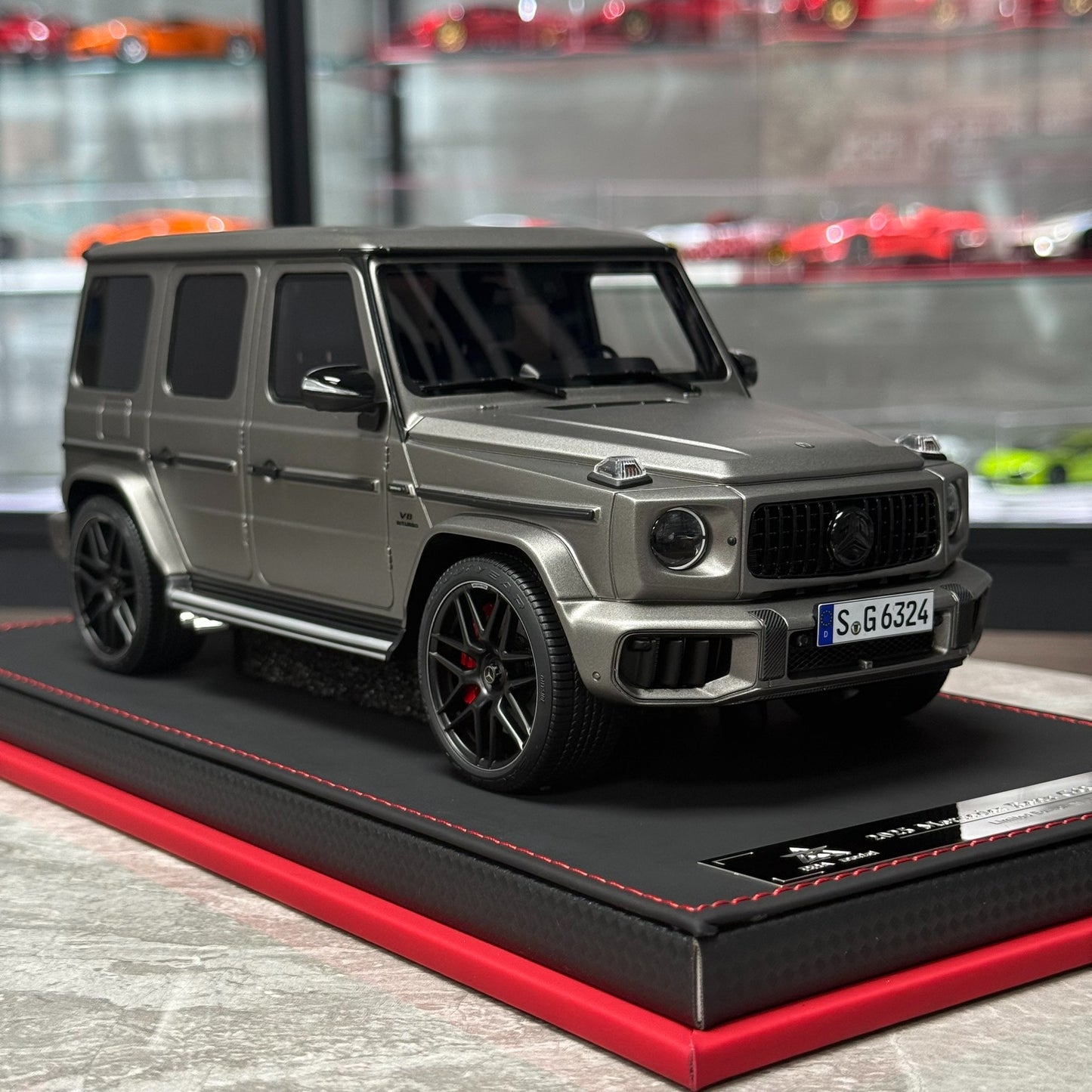 BBA Model Mercedes-Benz Mercedes Benz G63 AMG 1:18 Resin Model image 3