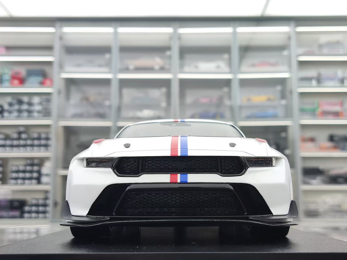 TopSpeed Ford Mustang GTD S Spirit of America 1:18 White - immagine 3