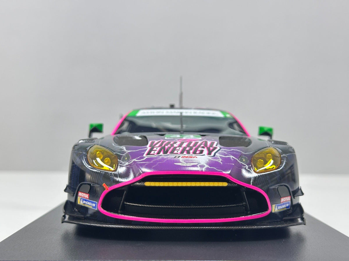 TopSpeed Aston Martin Vantage GT Evo Magnus Racing 1:18 - immagine 3