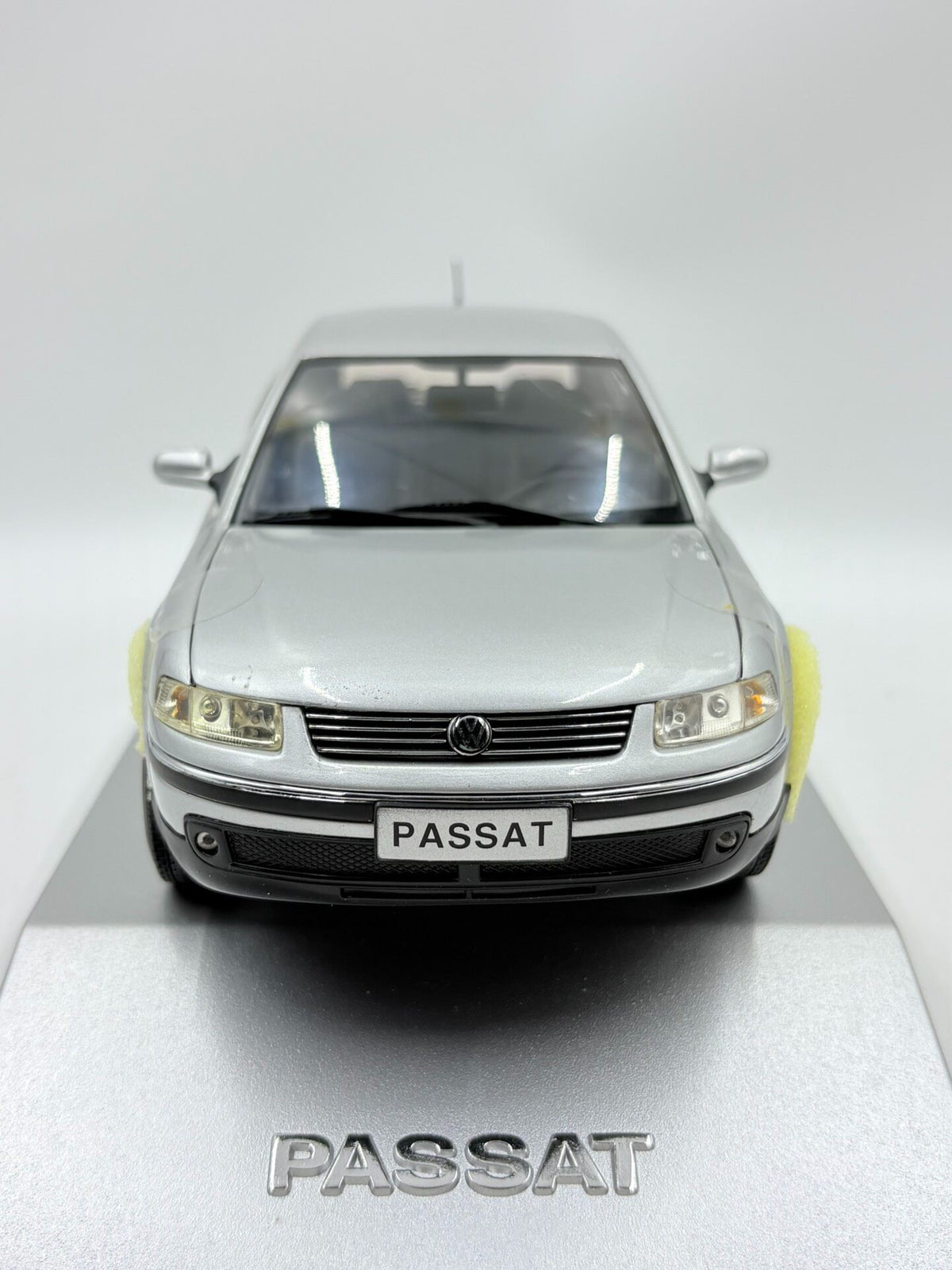 Scale Model Silver - immagine 3