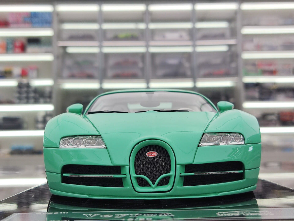 Scale Model UU Bugatti JS JS-UU001 1:18 - immagine 3