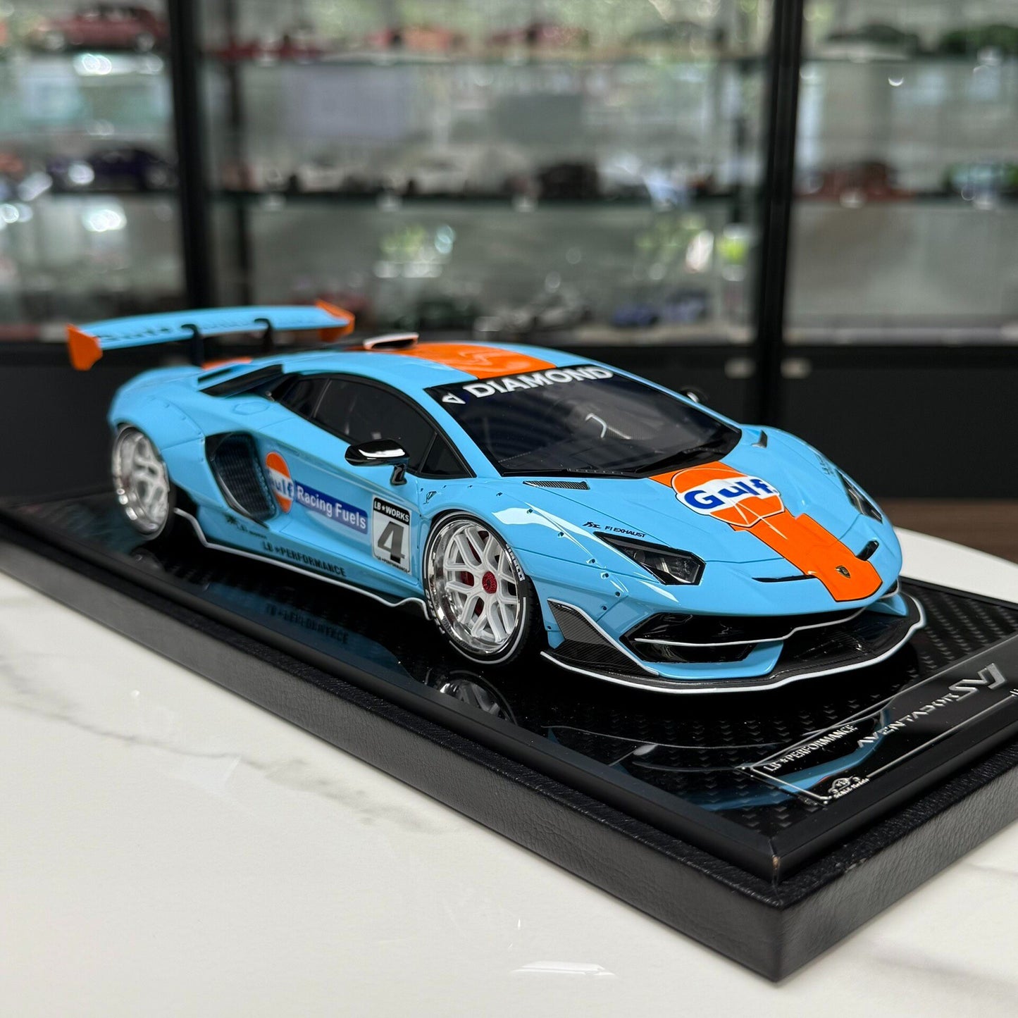 VIP Models Lamborghini Aventador SVJ 1:18 Resin Model image 3