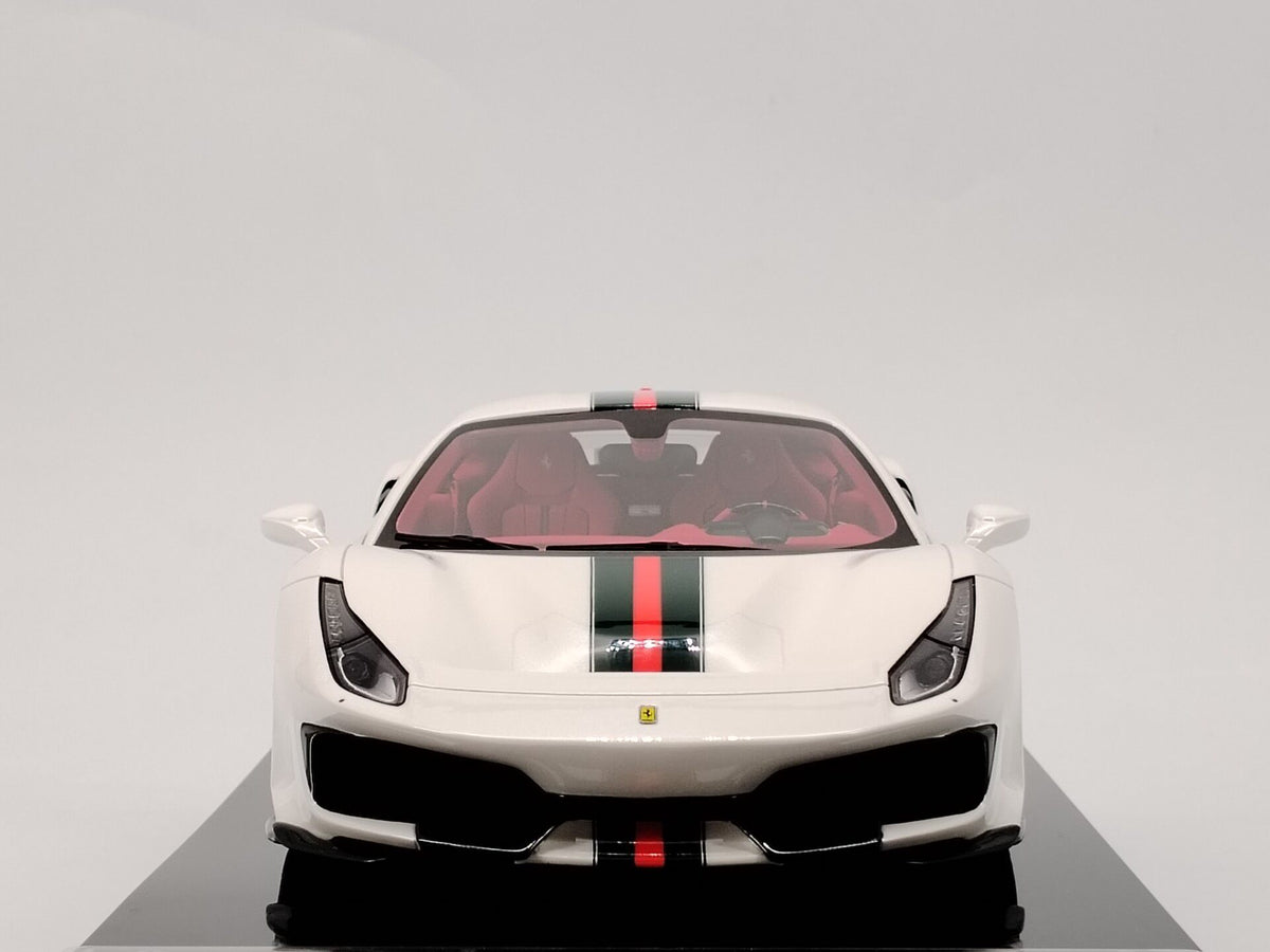 Amalgam Ferrari 488 PISTA Guc M6283-SC4 1:18 - immagine 3
