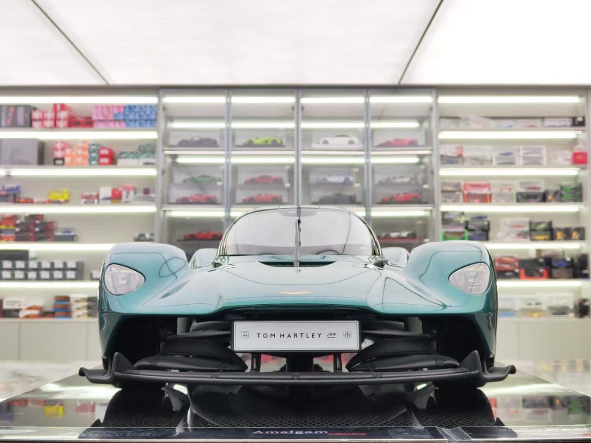 Amalgam Aston Martin Valkyrie 1:8 Green - immagine 3