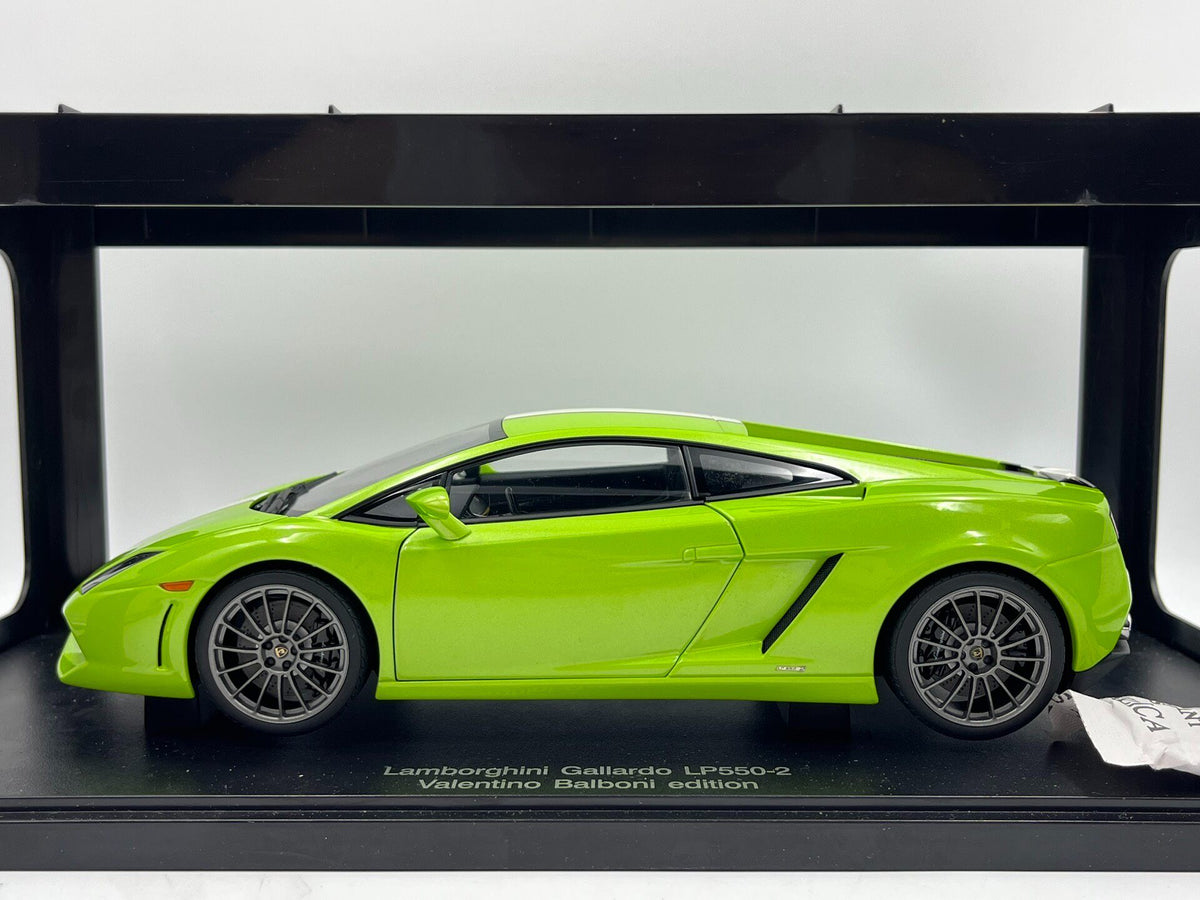 AUTOart Lamborghini LP550 1/18DiecastModel - immagine 3