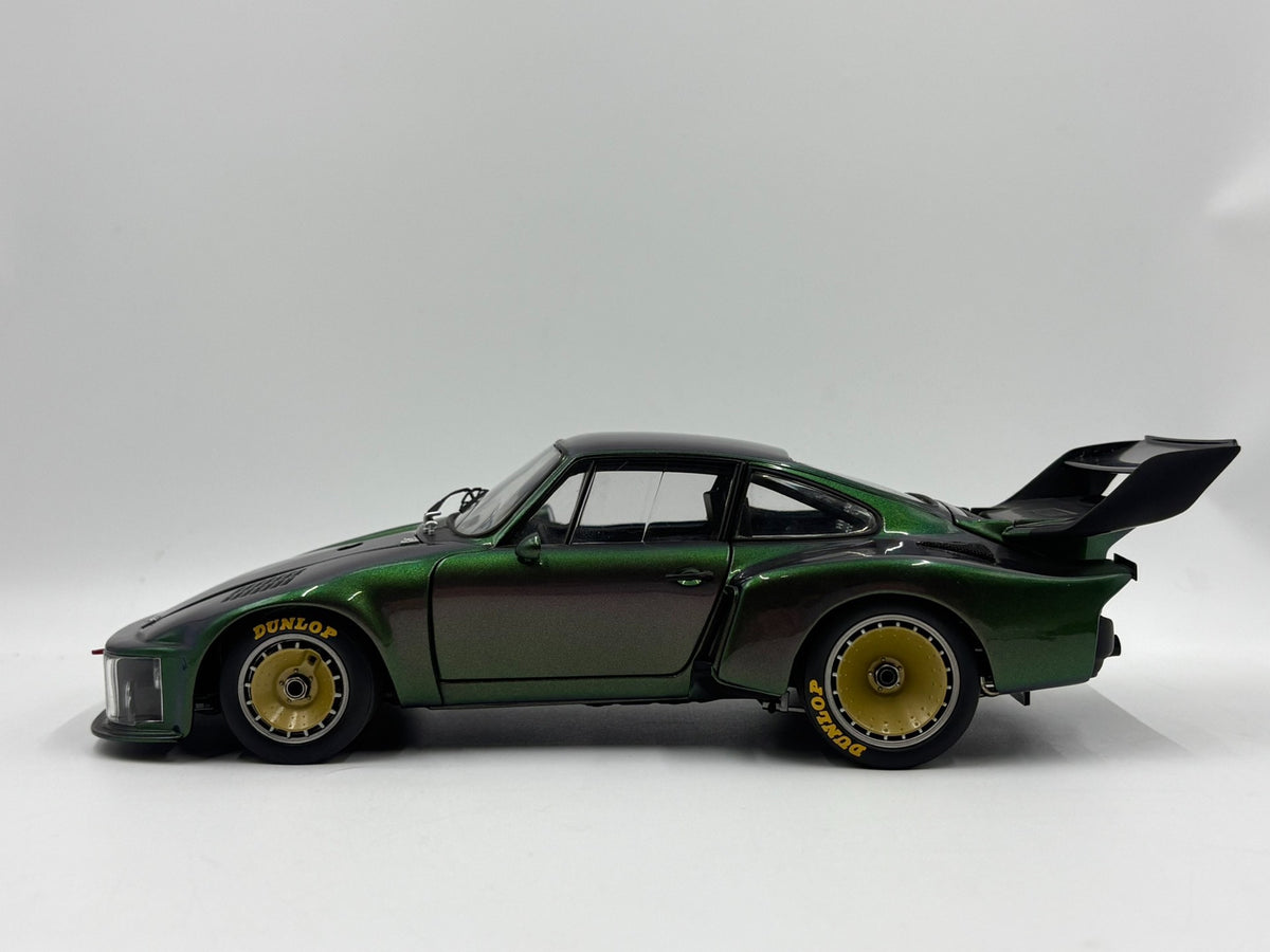 Scale Model EXOTO Porsche 935 Turbo S Standox Avus Galaxy 1:18 Green - immagine 3