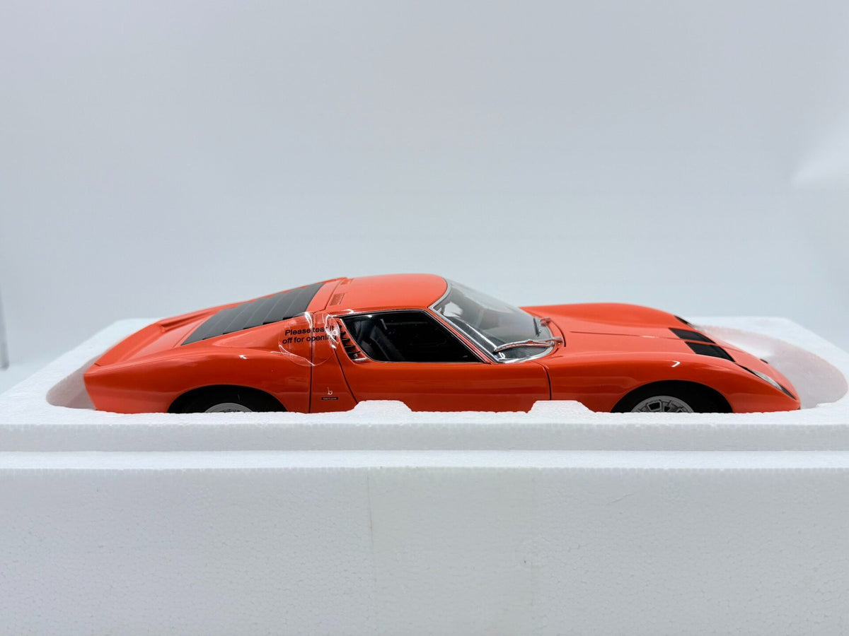AUTOart LamborghiniMiura SV 1:18 - immagine 3