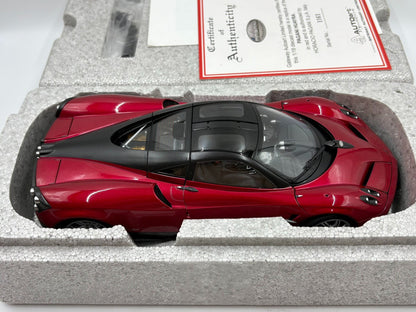 AUTOart PaganiHuayra RedDiecastModel 1:18 - immagine 3