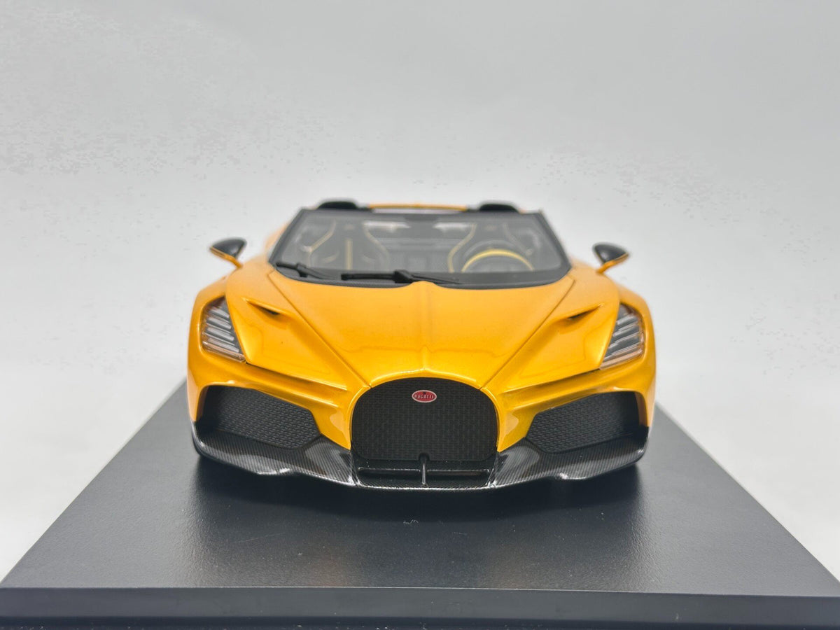 TopSpeed Bugatti W16 Mistral Yellow 1:18 Yellow - immagine 3