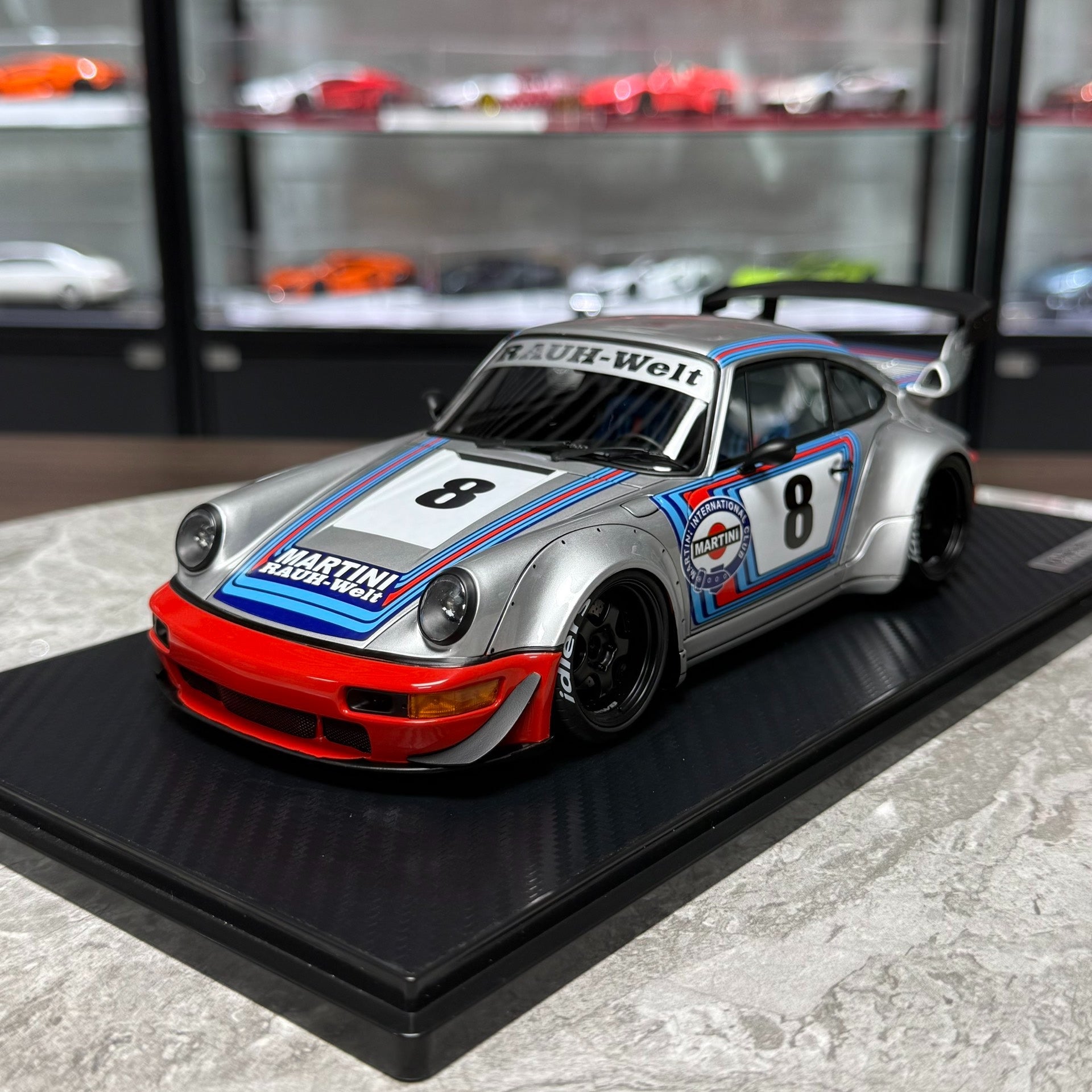 Ignition Model Porsche 964 RWB 1:18 Resin Model image 3