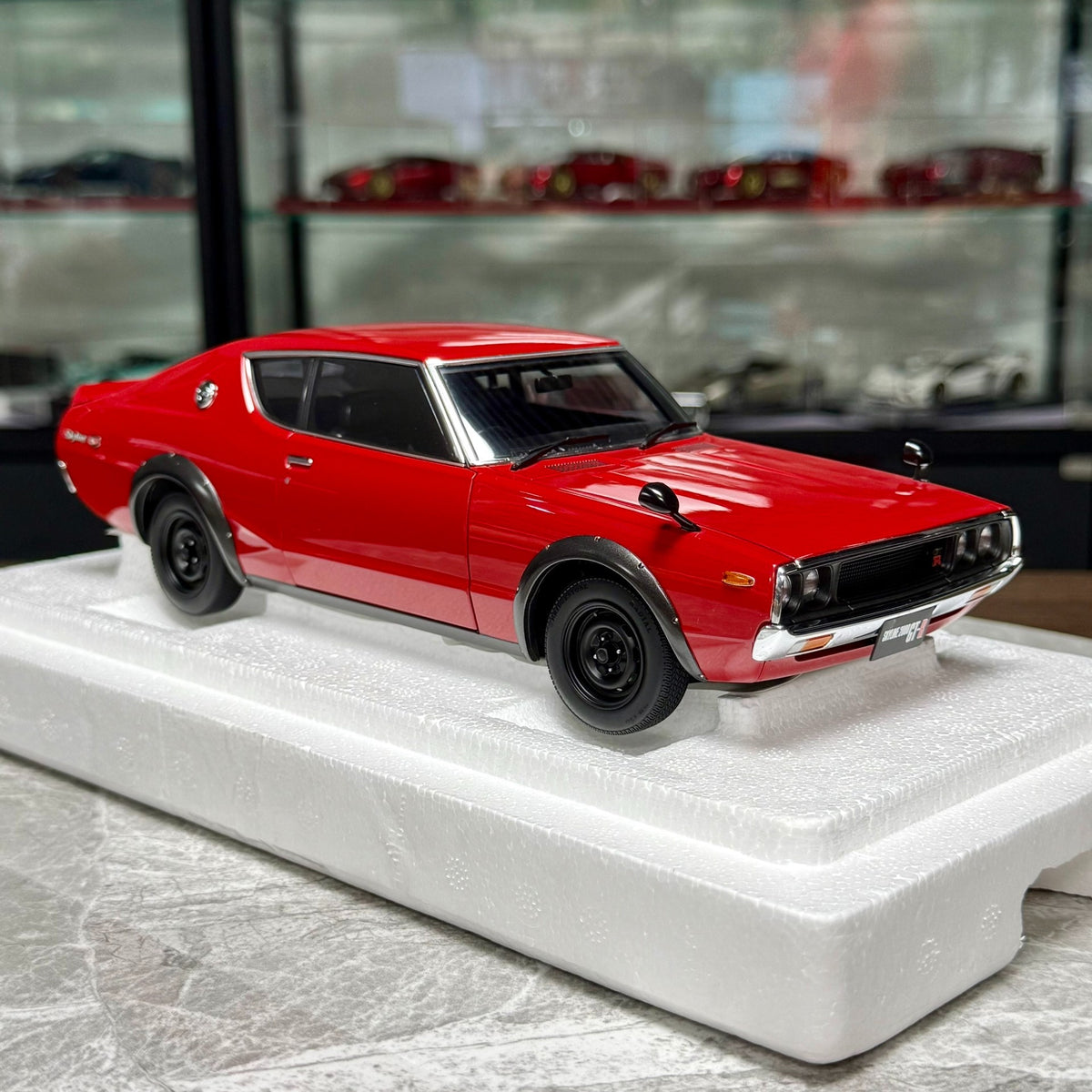 AUTOart SKY SKYLINE GT-R KPGC 110 OpeningModel packaging 1:18 - immagine 3
