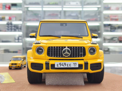 VIP 18 Mercedes-Benz G63 J JS 1:18 - immagine 3