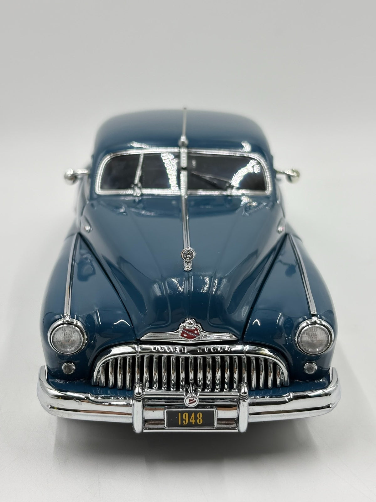 Scale Model MBI Danbury Buick Roadmaster Coupe Honolulu 1 24 1:24 Blue - immagine 3