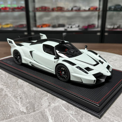 GT Spirit Ferrari Enzo 1:18 Resin Model image 3