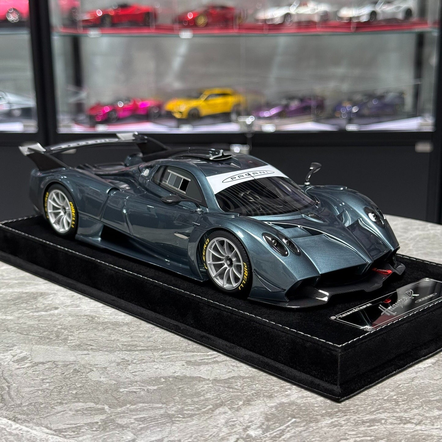 HH Model Pagani Huayra R 1:18 Resin Model image 3