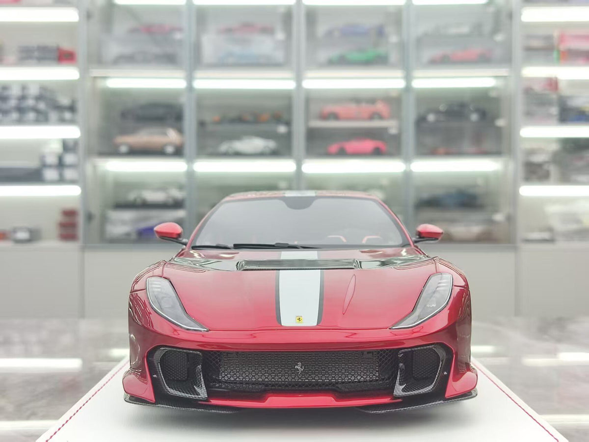 Scale Model TE Ferrari 812 competizione JS-TE003 1:18 - immagine 3