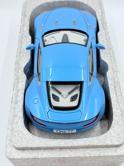 AUTOart Aston MartinONE-77 OpeningModel 1:18 - immagine 3