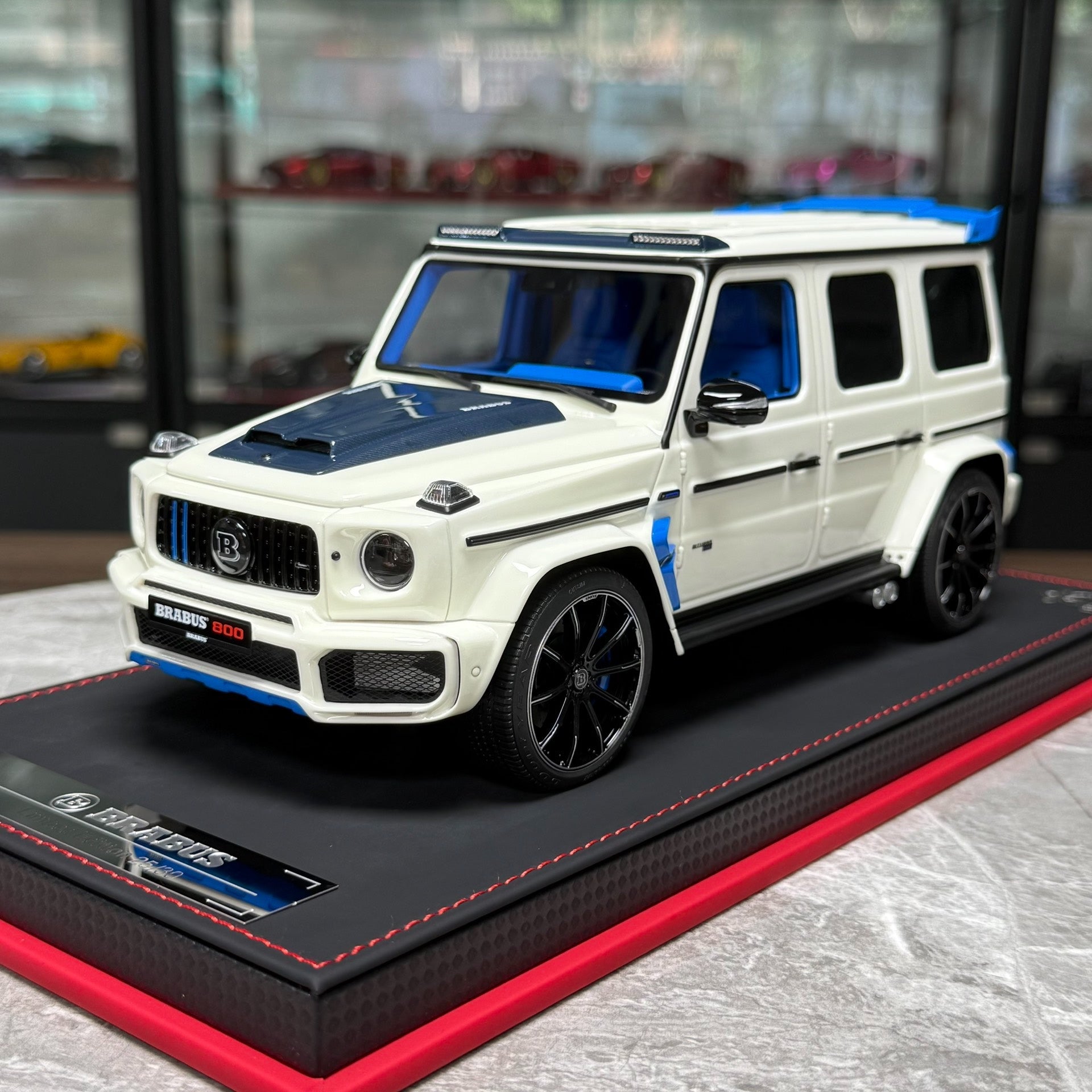 BBA Model Mercedes-Benz Brabus G800 1:18 Resin Model image 3