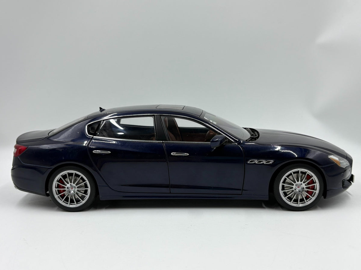 Scale Model 1/18Diecast OpeningModel - immagine 3