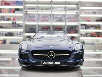 Scale Model Mercedes-BenzSLS 1100 110033026 1:18 - immagine 3