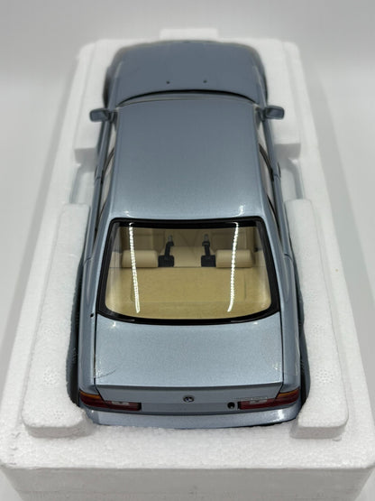 MINICHAMPS BMW 535 E34 1:18 - immagine 3