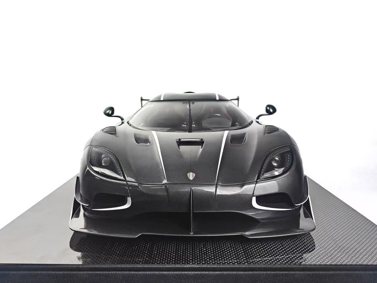 FRONTIART Koenigsegg Agera RS Draken 1:8 - immagine 3