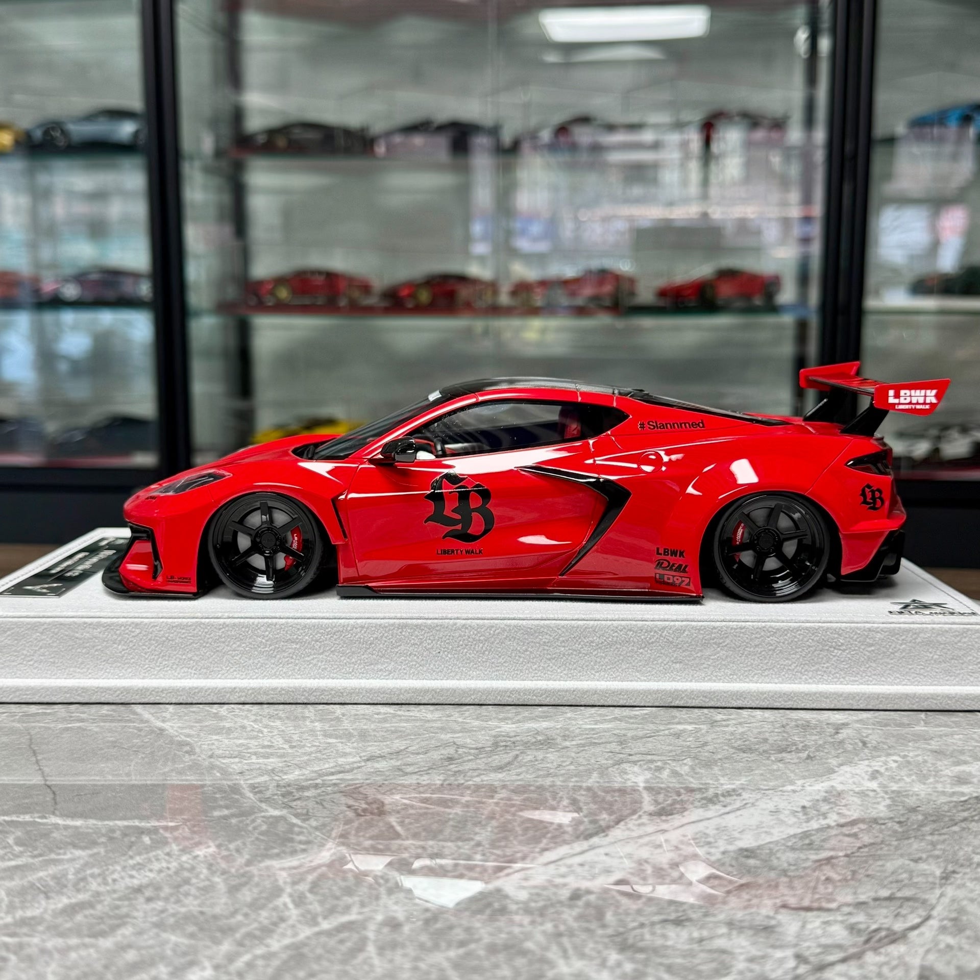 BBA Model Chevrolet Corvette C8 1:18 Resin Model image 3