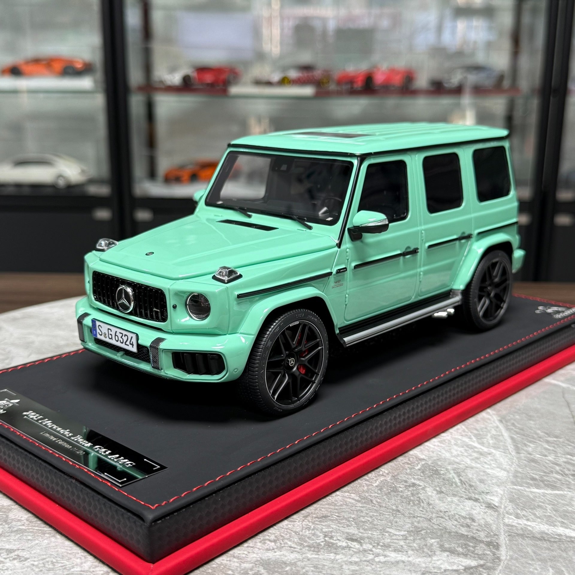 BBA Model Mercedes-Benz G63 AMG 1:18 Resin Model image 3