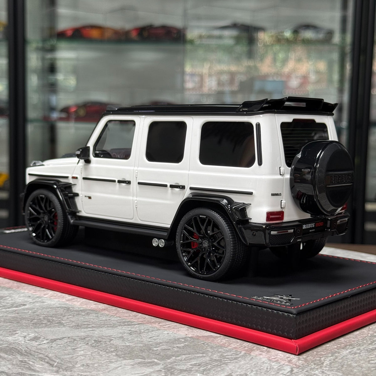 BBA MODEL G800 packaging 1:18 - immagine 3