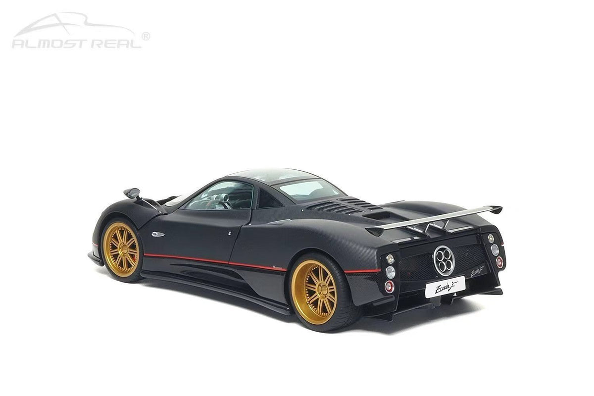 AR Pagani Zonda F Fibre 1:18 - immagine 3