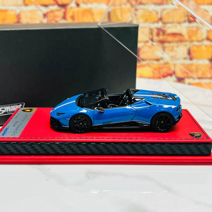 Looksmart Lamborghini 1:43 Resin Model image 4
