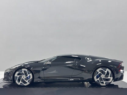 Scale Model 18 Bugatti BlackCarbon Fibre 1:18 - immagine 4